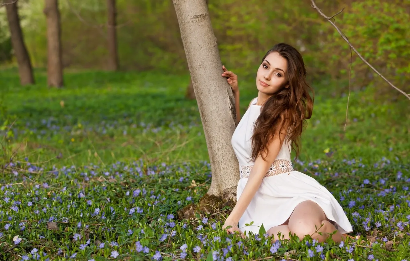 Photo wallpaper girl, flower, brown hair, spring, cute