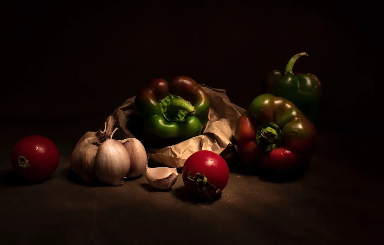 Photo wallpaper paper, the dark background, pepper, still life, vegetables, tomatoes, garlic, Bulgarian