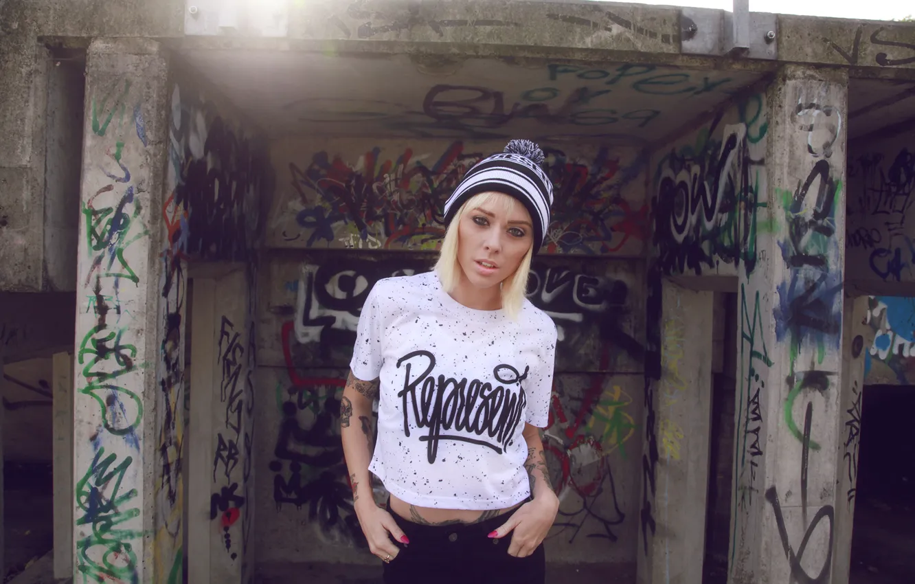 Photo wallpaper girl, graffiti, hat, woman, model, tattoo, blonde, tattoos