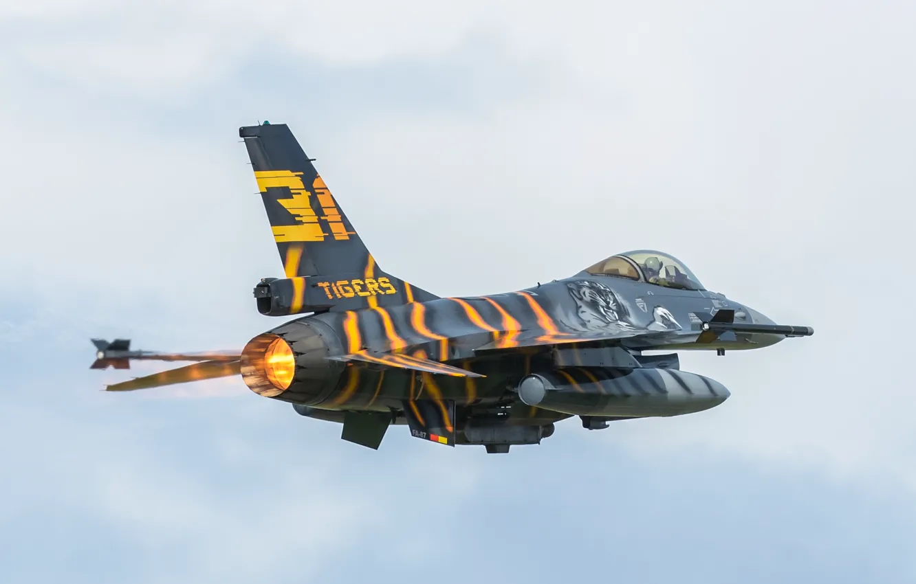 Photo wallpaper fighter, flight, Fighting Falcon, F-16C, "Fighting Falcon"