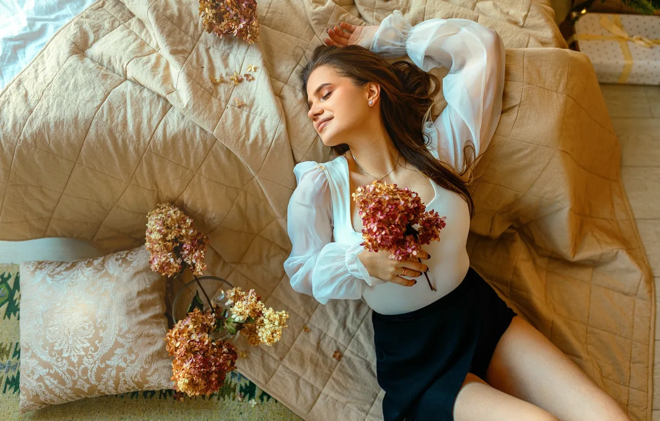 Photo wallpaper girl, flowers, pose, mood, skirt, hands, blouse, blanket
