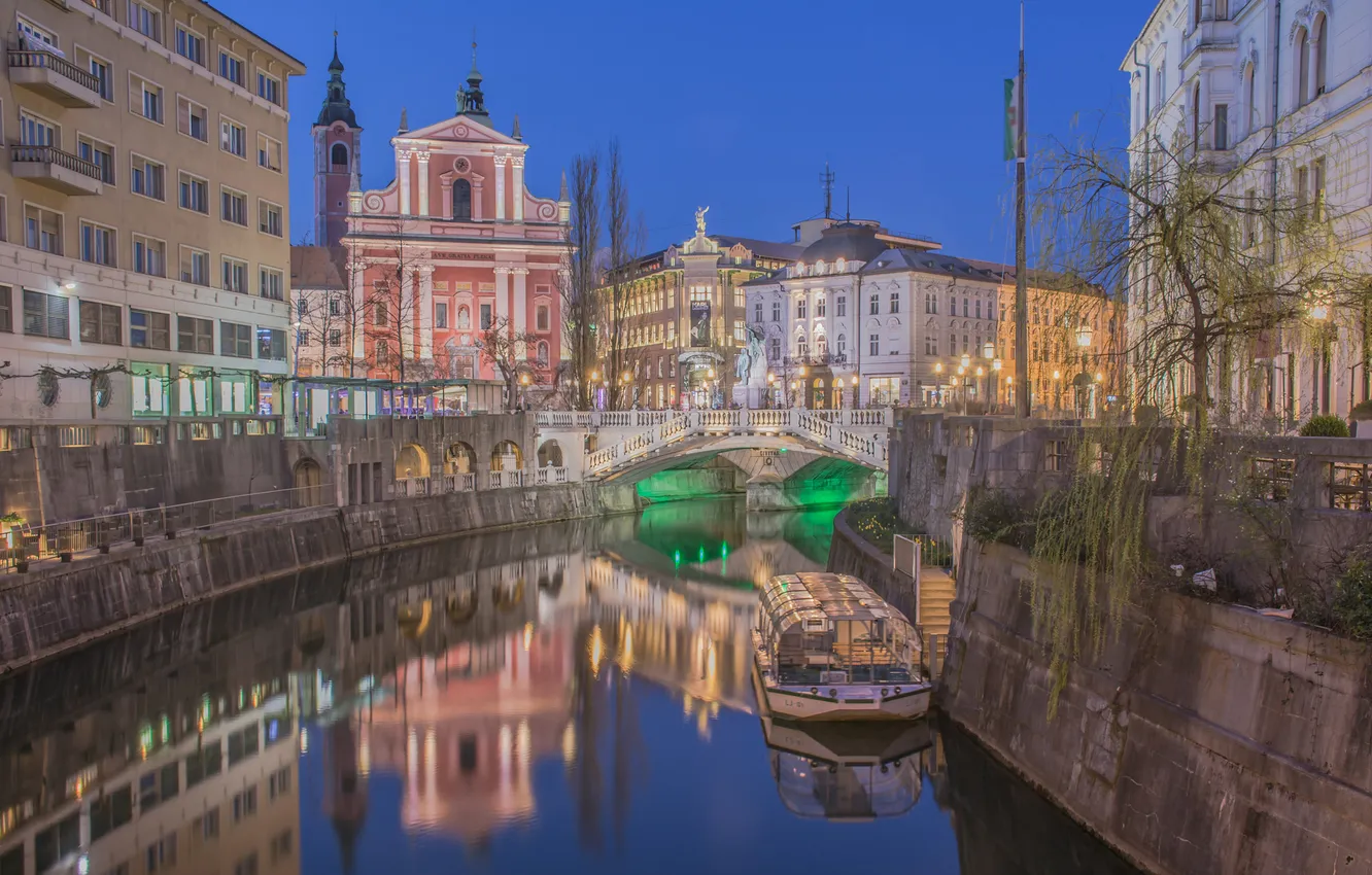 Photo wallpaper night, bridge, lights, river, home, Slovenia, Ljubljana