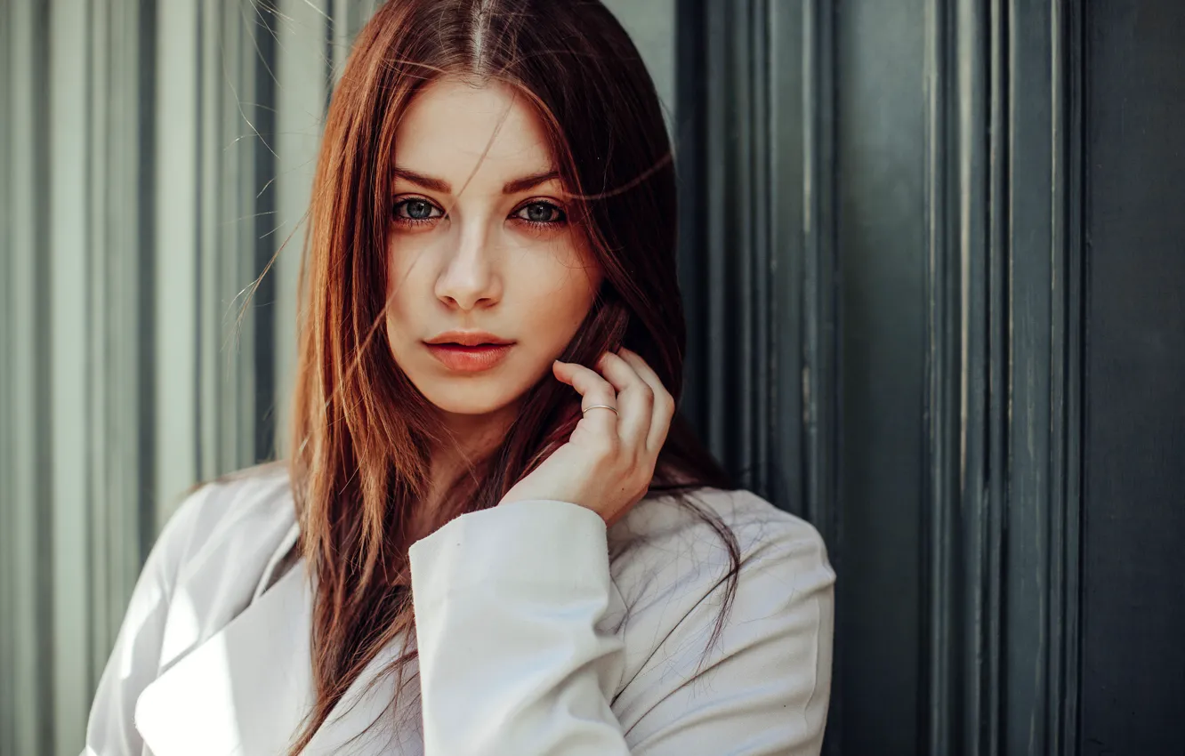 Photo wallpaper girl, portrait, red