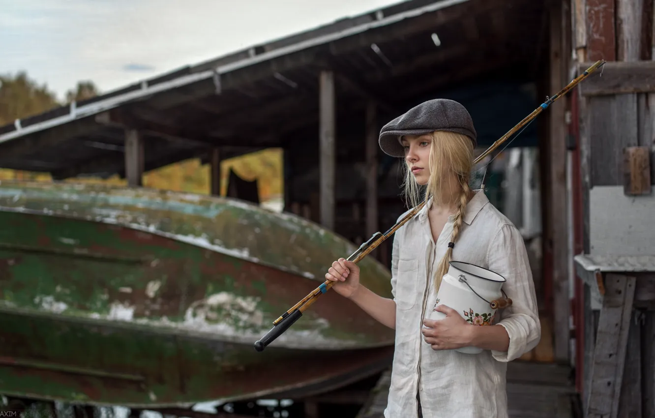 Photo wallpaper look, girl, face, model, boat, fishing, portrait, hat