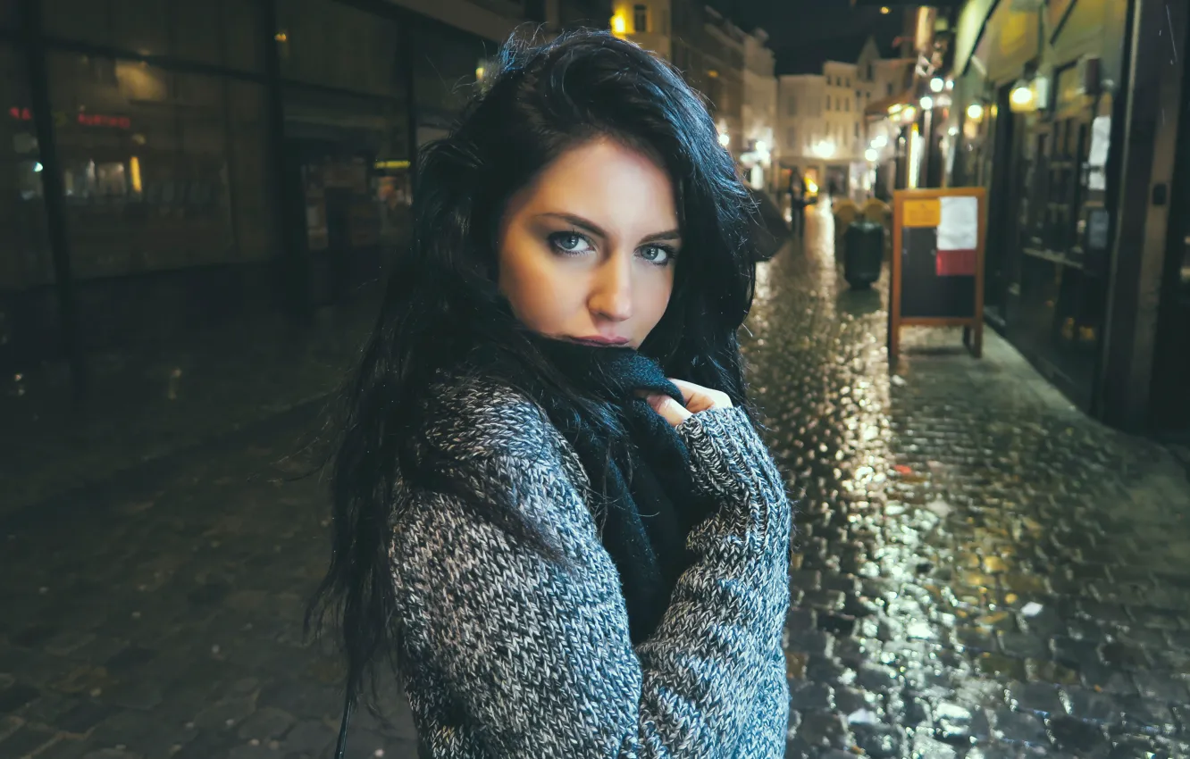 Photo wallpaper look, the city, street, sweater