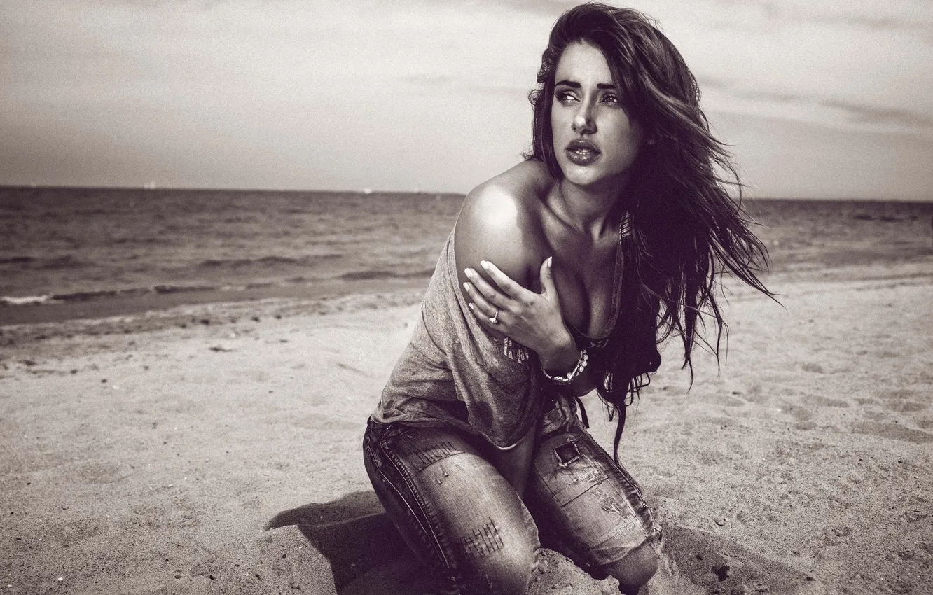 Photo wallpaper sand, sea, jeans, black and white