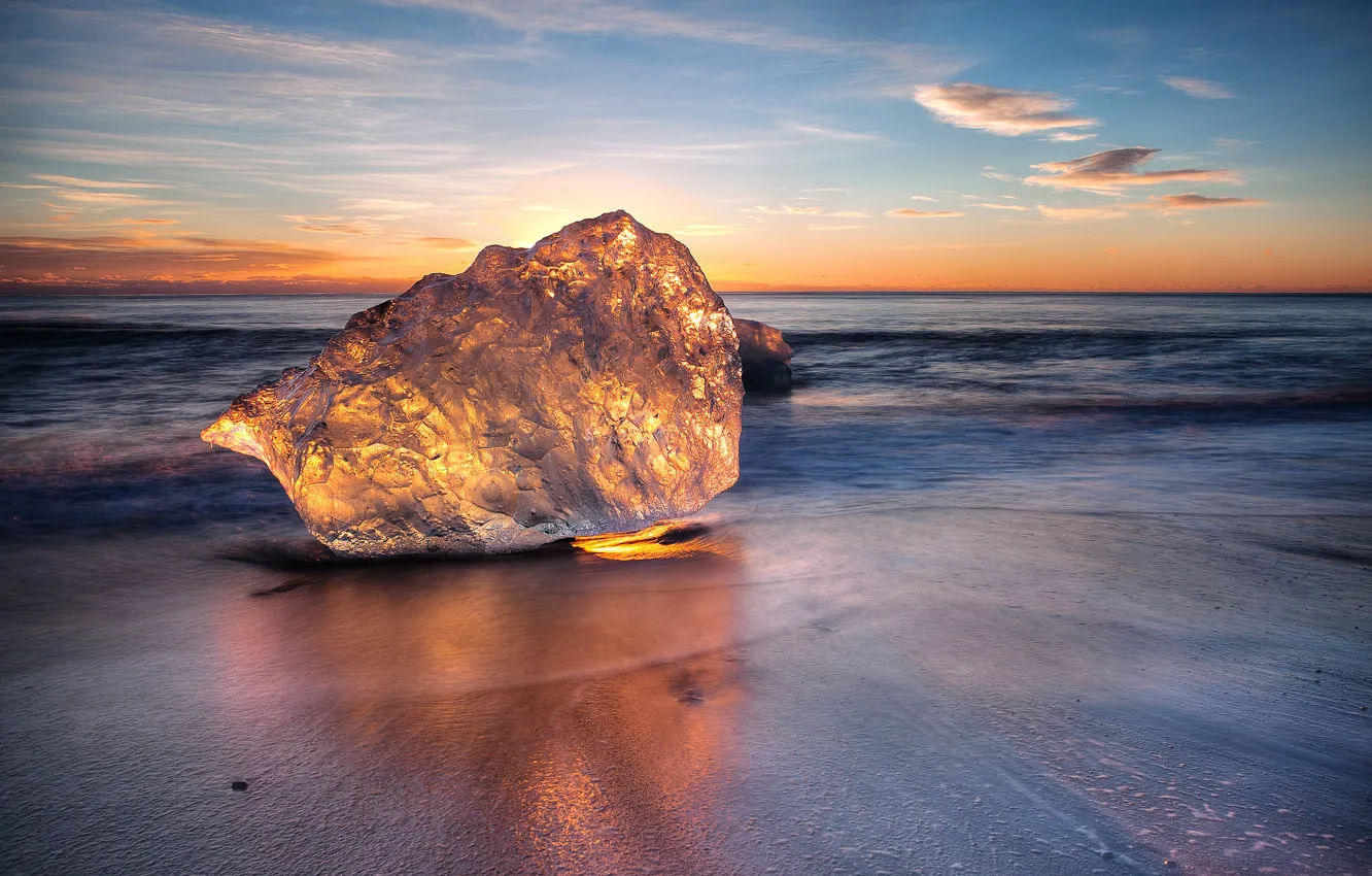 Photo wallpaper ice, light, shore, Iceland, the glacial lagoon, The jökulsárlón