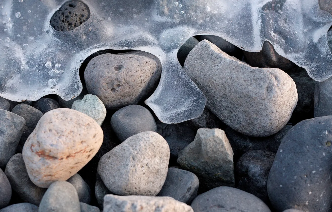Photo wallpaper water, stones, ice, frost
