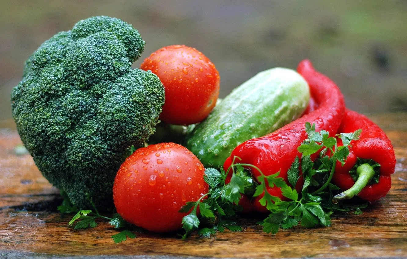 Photo wallpaper tomatoes, parsley, hot pepper, broccoli, drops