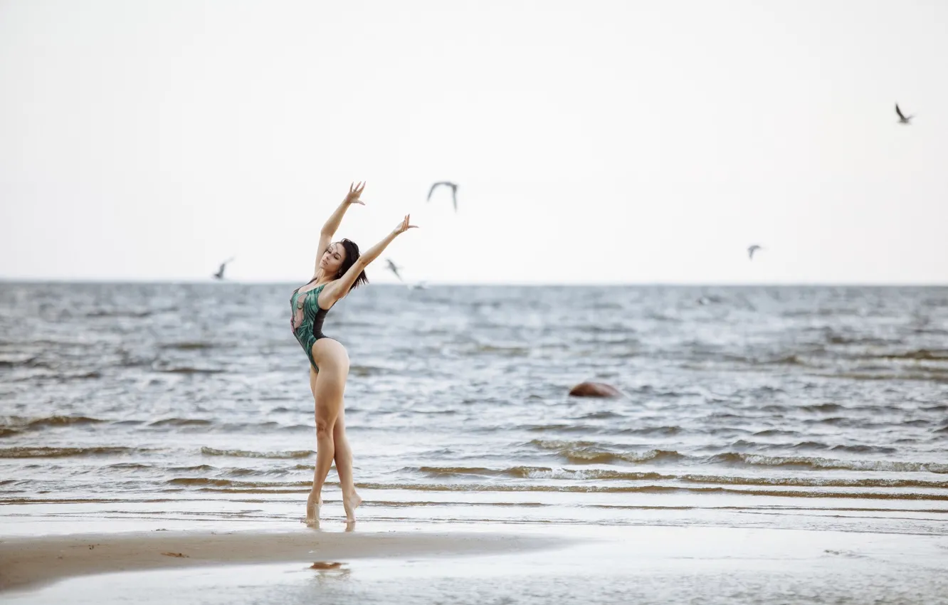 Photo wallpaper girl, sea, swimsuit, Kristina Yamusheva