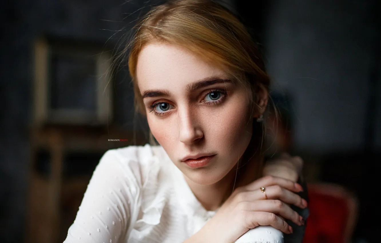 Photo wallpaper look, girl, portrait, Maxim Romanov