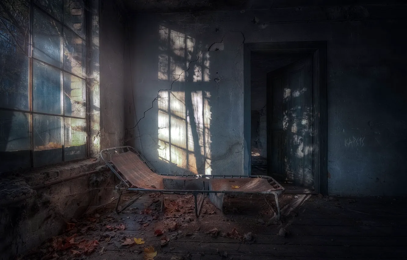 Photo wallpaper room, the door, window, clamshell