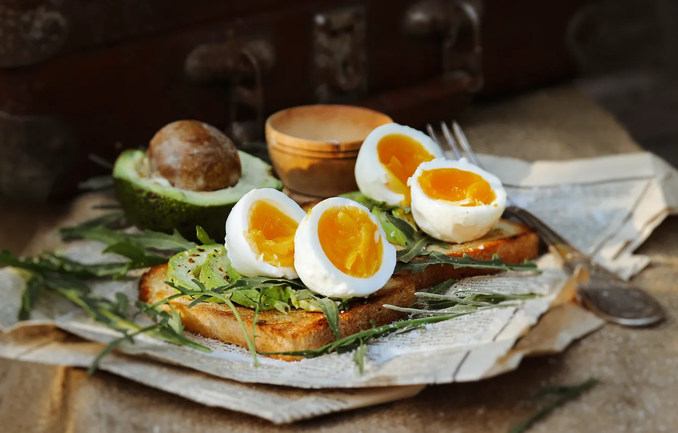 Photo wallpaper greens, eggs, bread, plug, the yolk, halves, bokeh, avocado