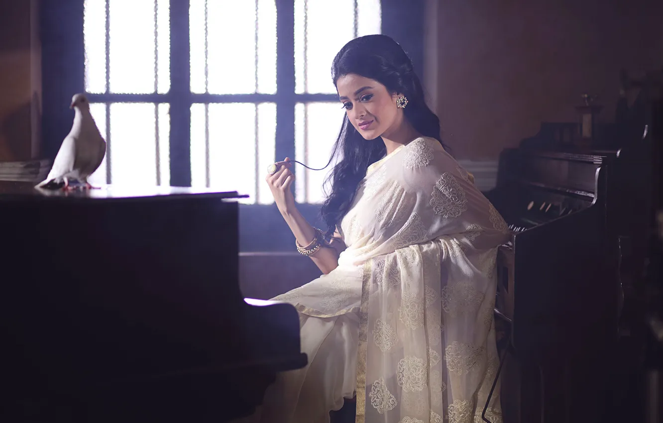 Photo wallpaper girl, hot, sexy, fashion, eyes, smile, beautiful, figure