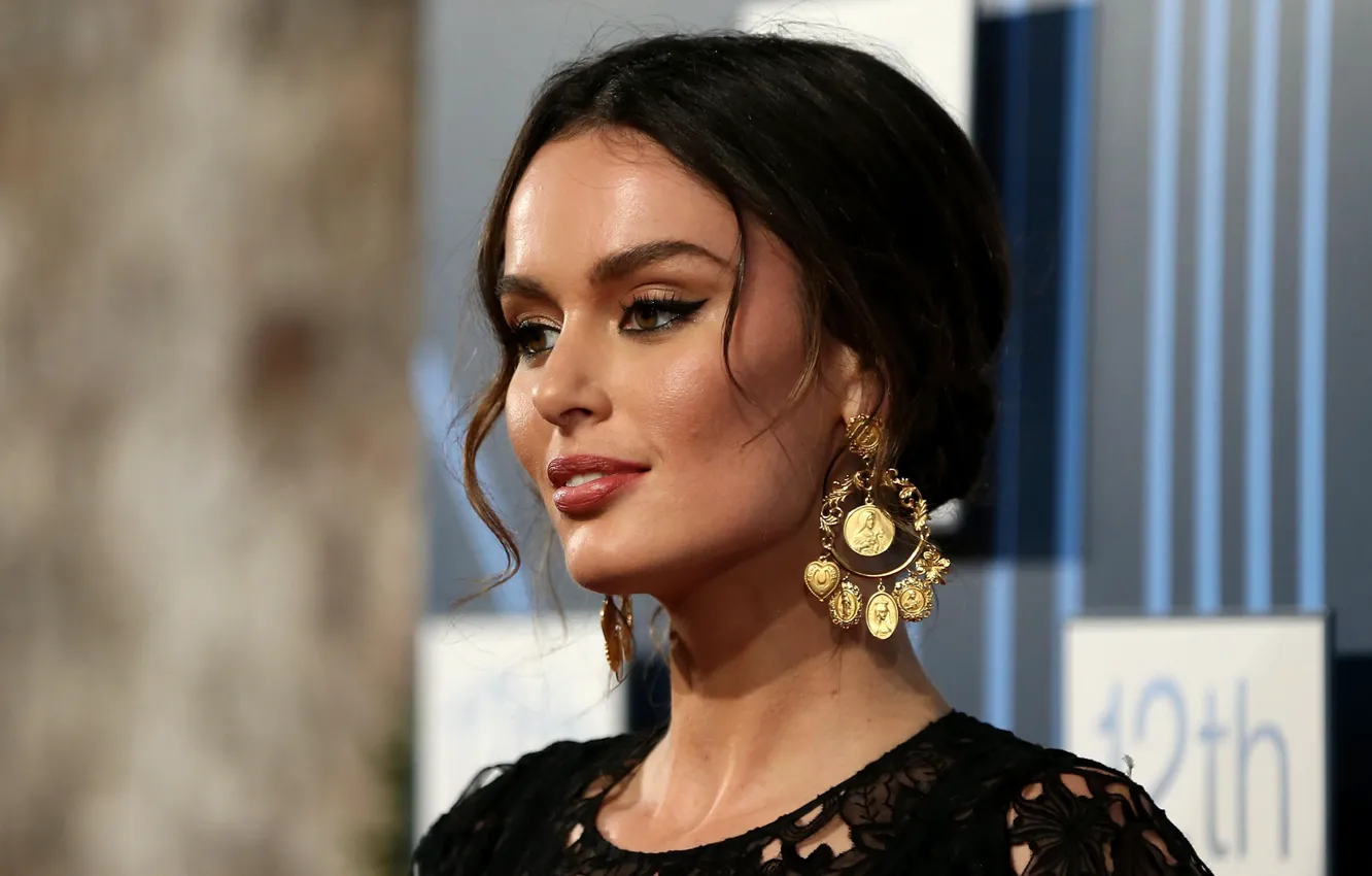 Photo wallpaper eyes, look, girl, model, hair, lips, girl, sexy