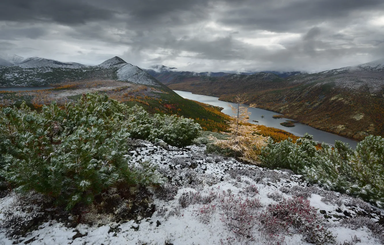 Photo wallpaper mountains, clouds, nature, Kolyma, The Dancing Grayling Lake, Maxim Evdokimov, The Lake Anemone