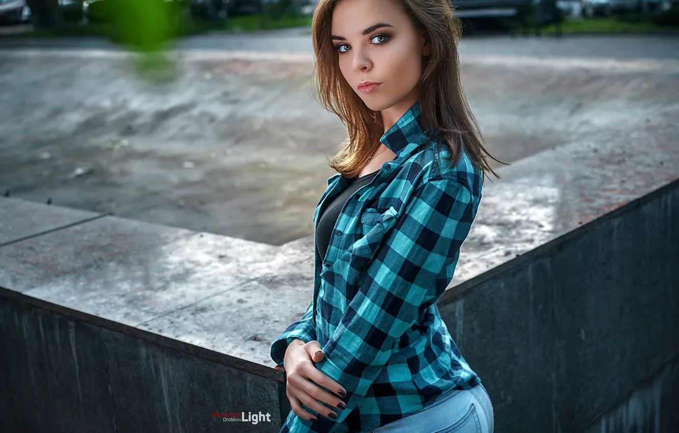 Photo wallpaper look, pose, model, portrait, jeans, makeup, figure, hairstyle