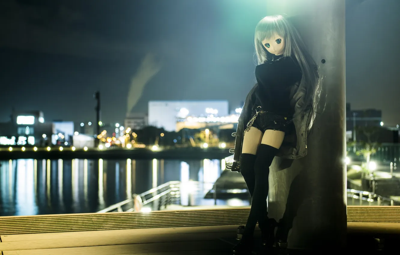 Photo wallpaper toy, doll, columns