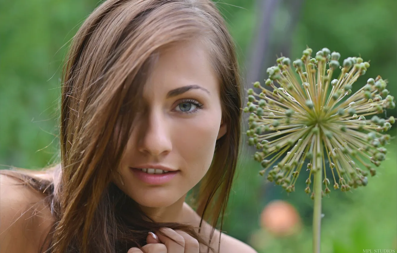 Photo wallpaper girl, hot, face, Michaela-Isizzu