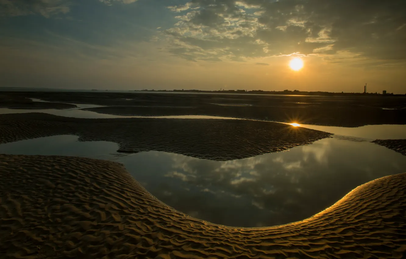 Photo wallpaper sand, the sun, clouds, light, sunset, reflection, shore, dal