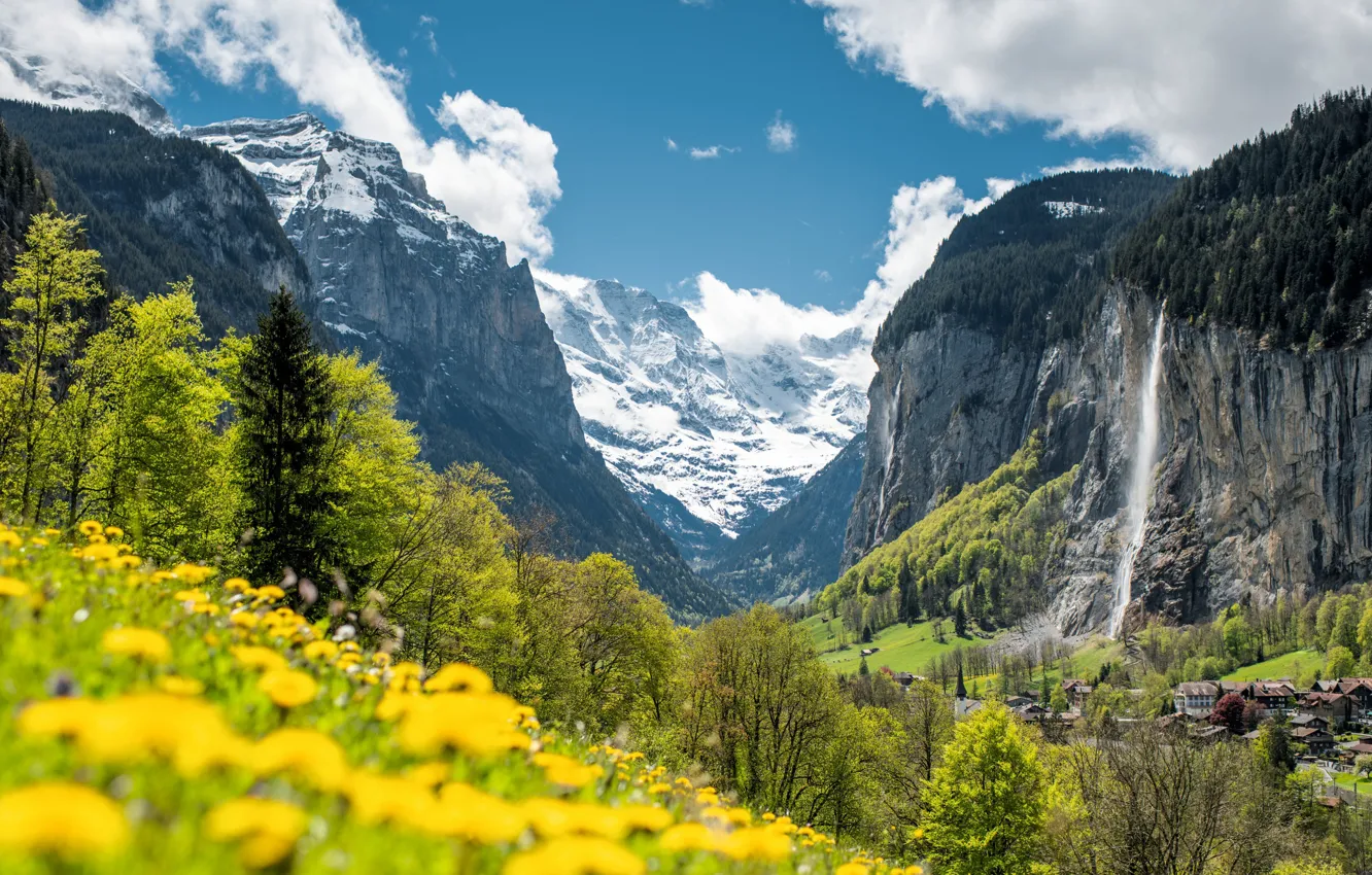 Photo wallpaper mountains, waterfall, Switzerland, Alps, meadow, Lauterbrunnen, Staubbach, Staubbach Fall