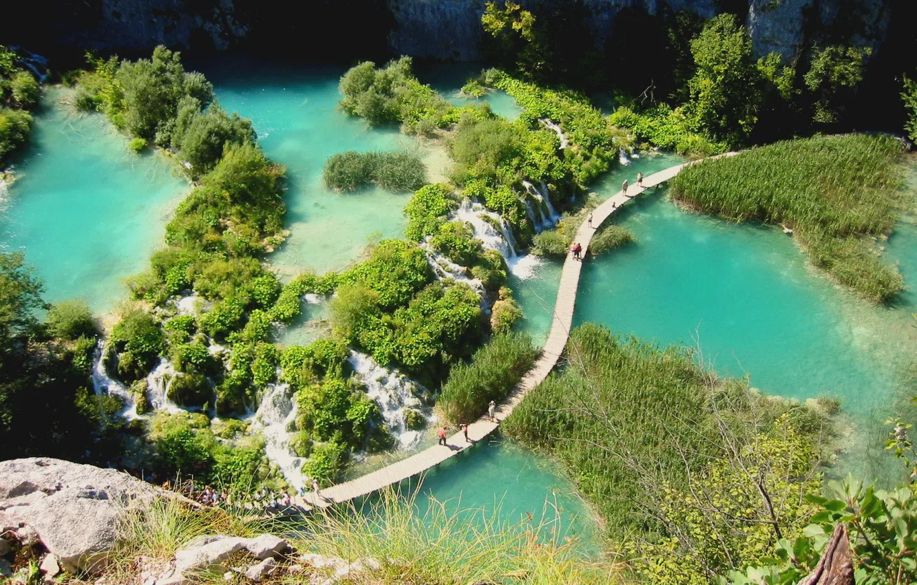 Photo wallpaper lake, people, trail
