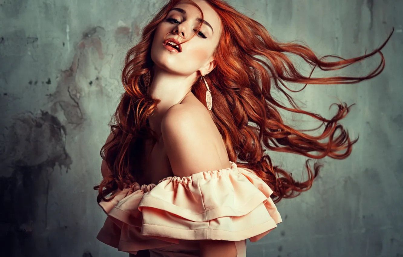 Photo wallpaper girl, face, pose, hair, red, beauty, shoulder, Liliya Nazarova