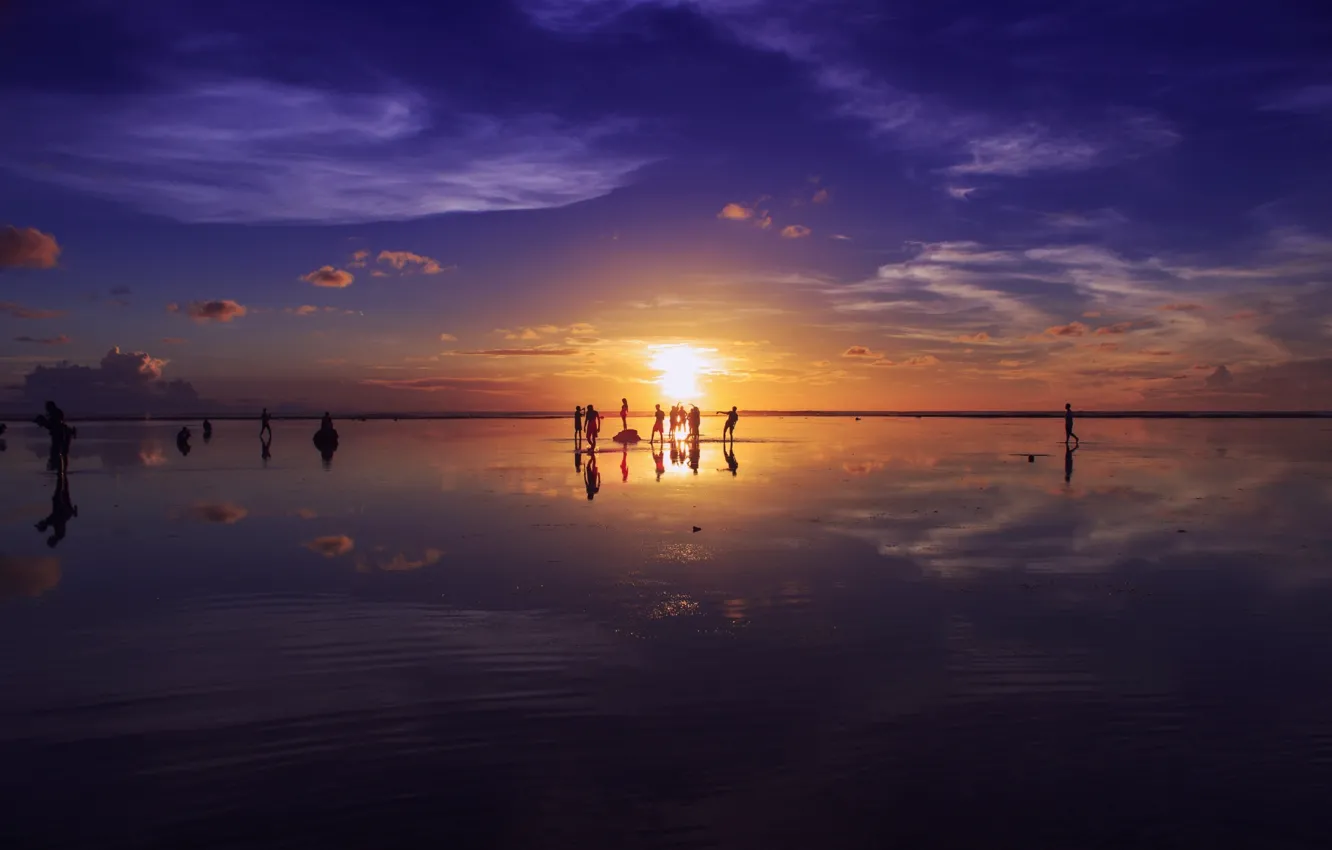 Photo wallpaper sunset, nature, coast, people, beach. the ocean
