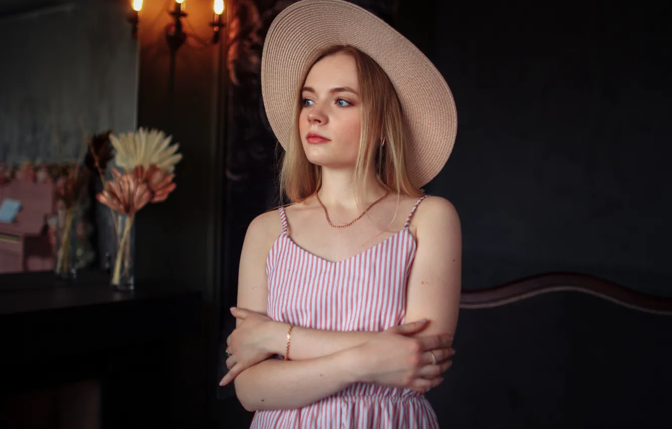 Photo wallpaper look, girl, decoration, hat, makeup, dress, blonde, bracelet