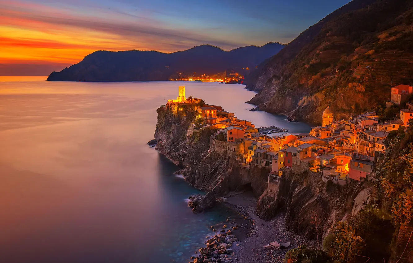 Photo wallpaper lights, the evening, Italy, Vernazza