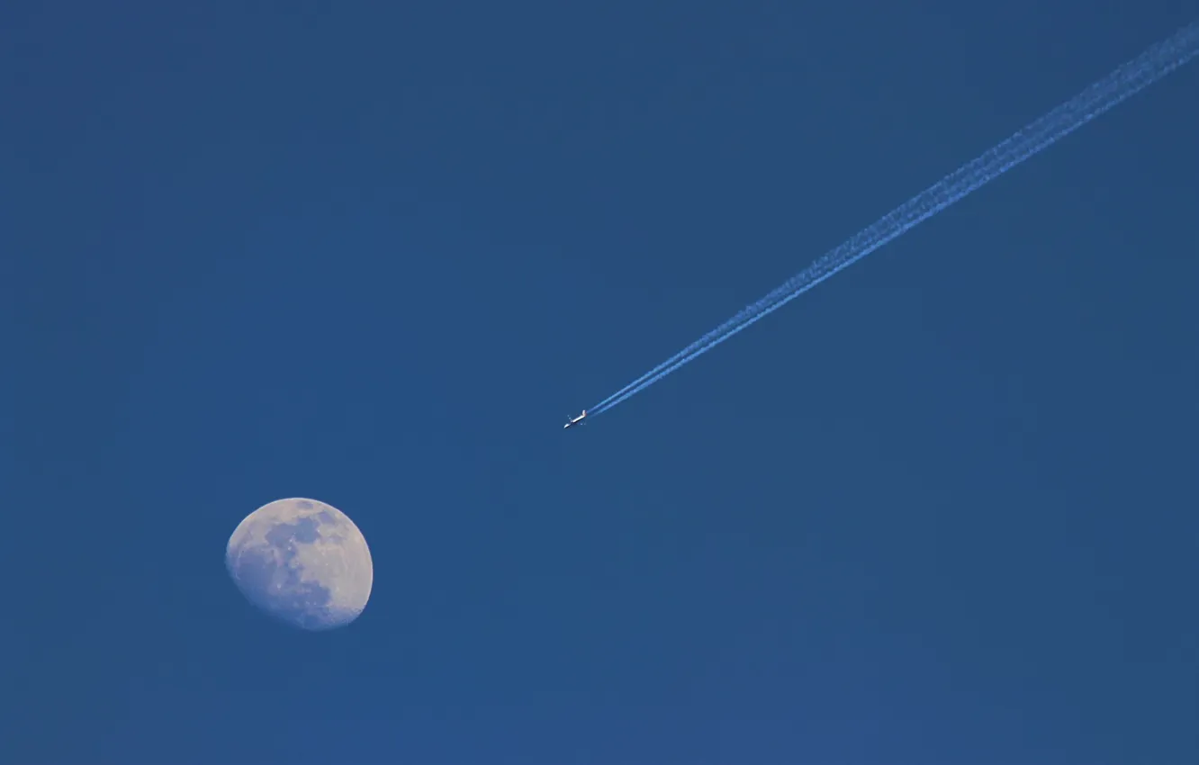 Photo wallpaper the moon, moon, jet, Jet, Contrail, Isabel Guzman, contrail