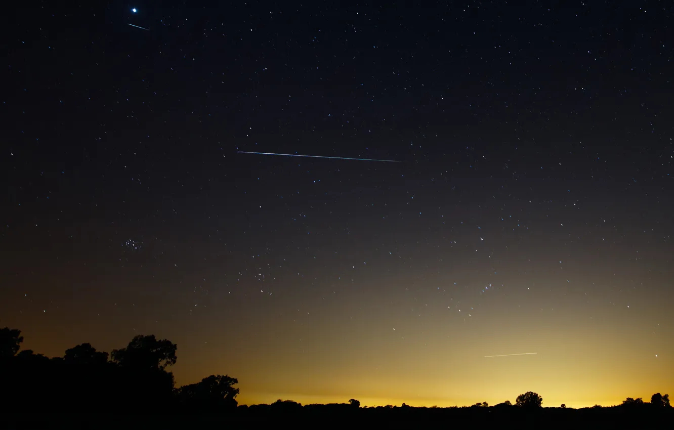 Photo wallpaper comet, meteors, Argentina, orionid, Halley