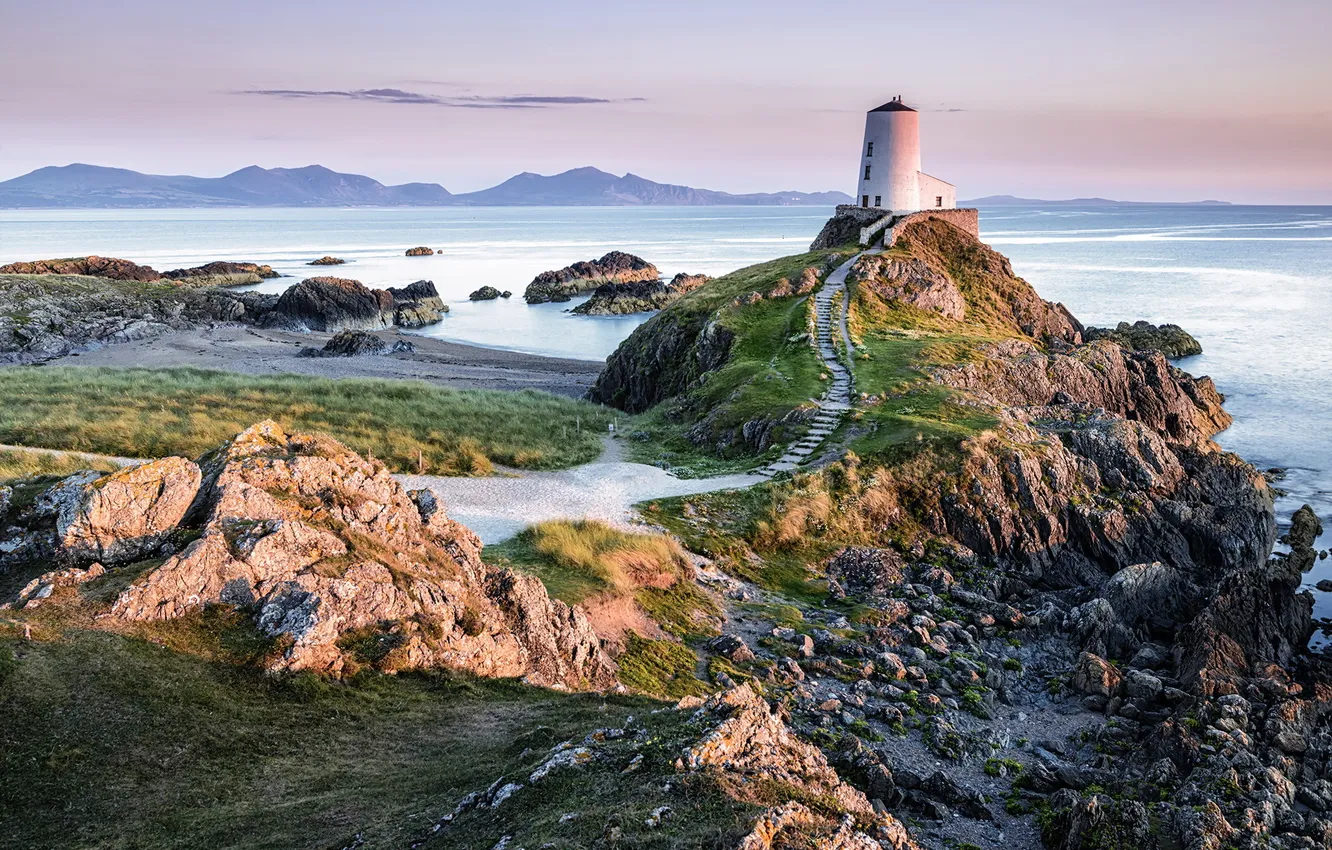 Photo wallpaper sea, lighthouse, Llandwyn Island