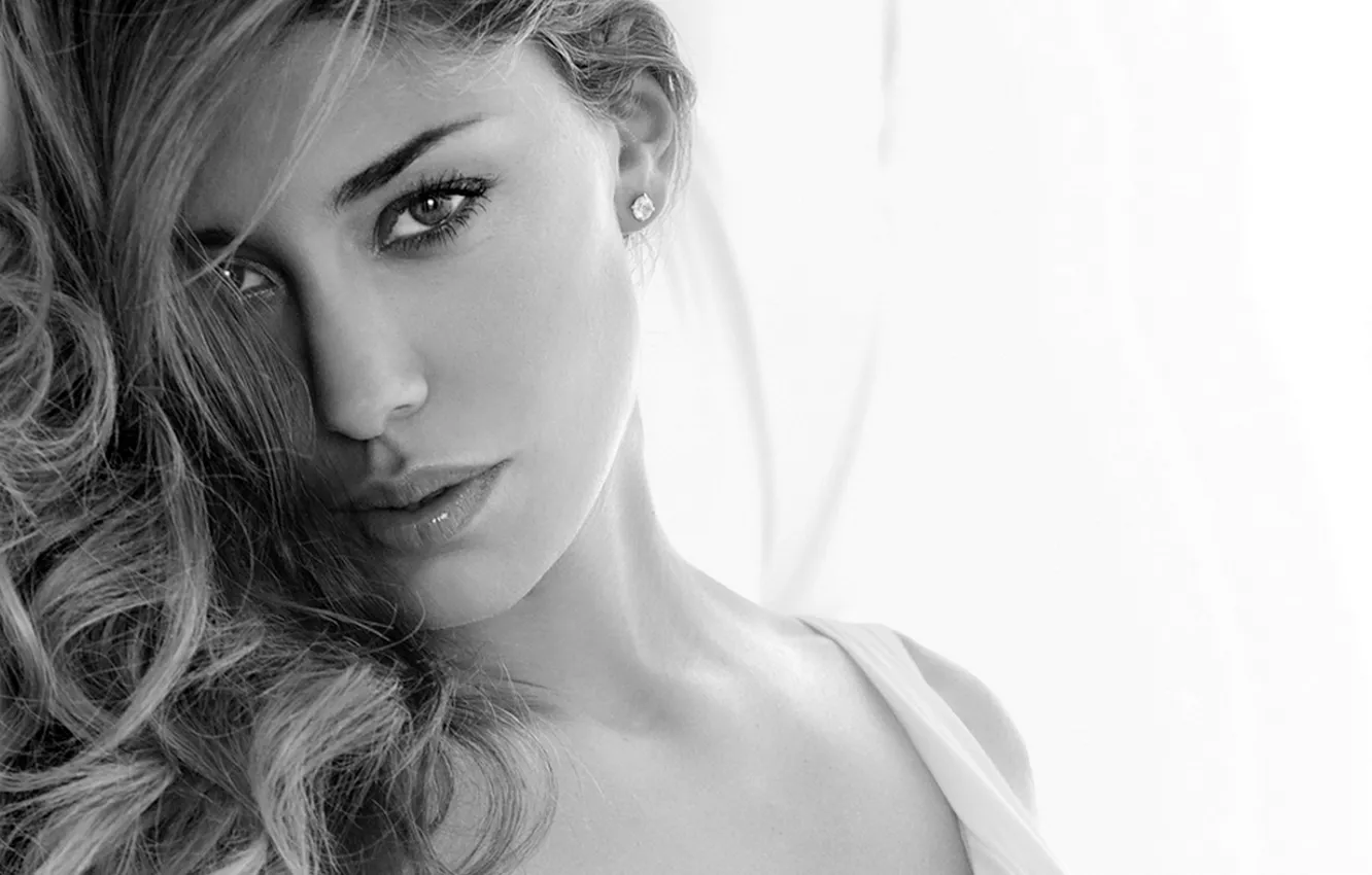 Photo wallpaper model, actress, Belen Rodriguez, Argentine TV presenter, from Italy.