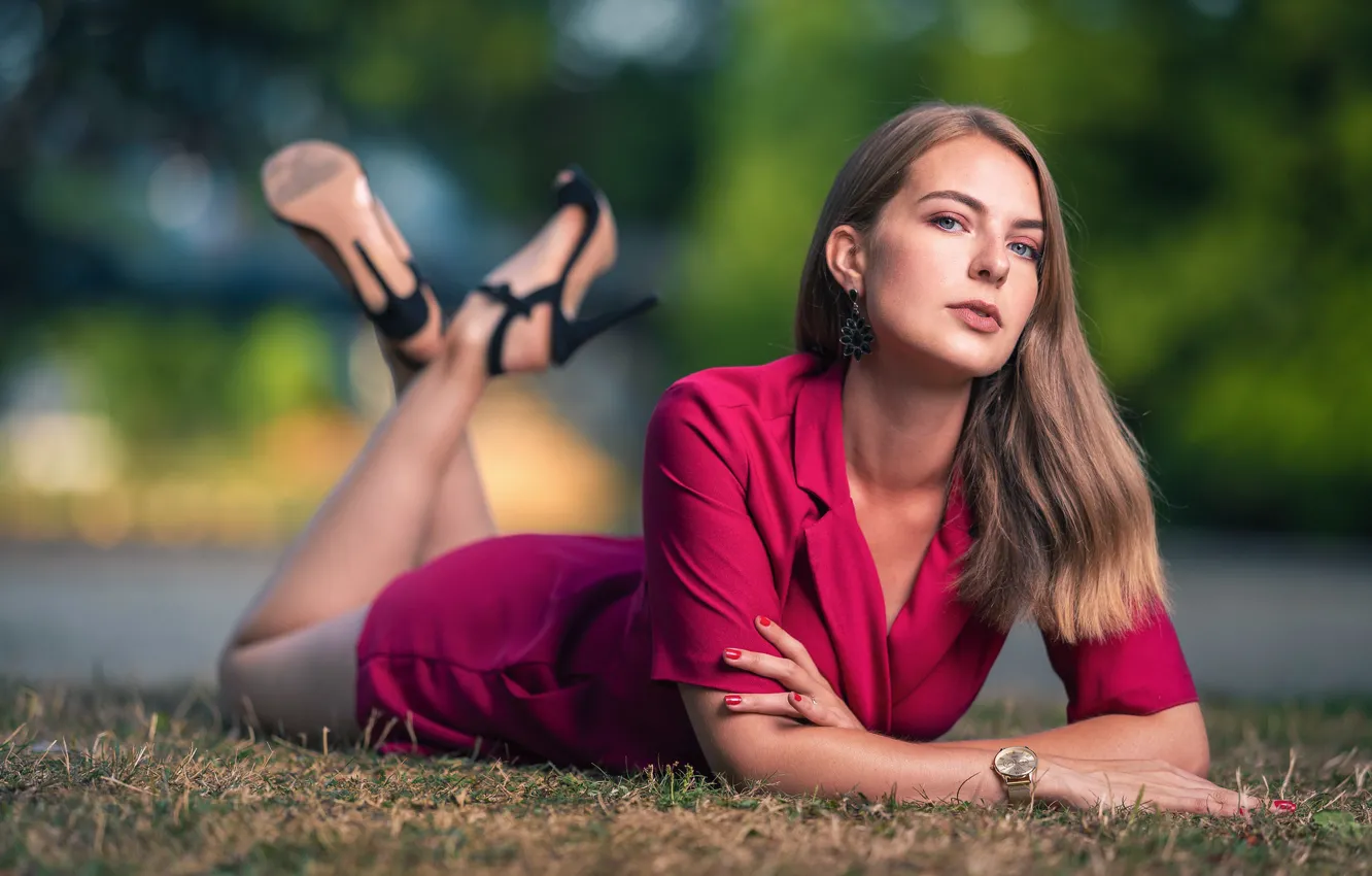 Photo wallpaper look, girl, model, hair, dress, lies, bokeh, Ludivine