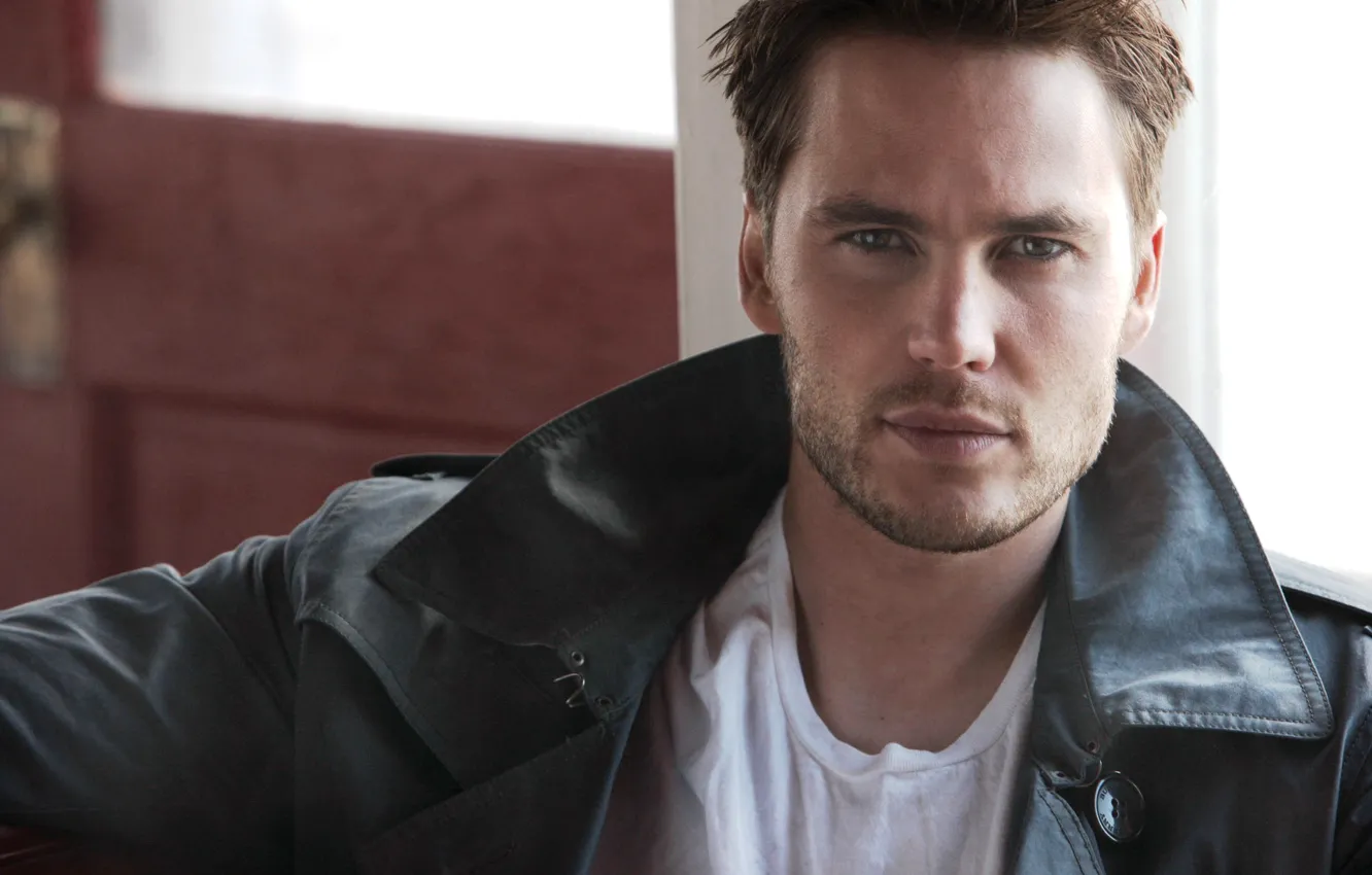 Photo wallpaper look, face, jacket, t-shirt, actor, male, guy, Taylor Kitsch