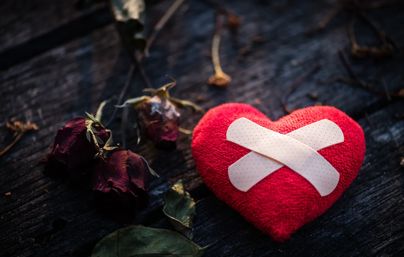 Photo wallpaper love, heart, roses, red, love, heart, wood, broken