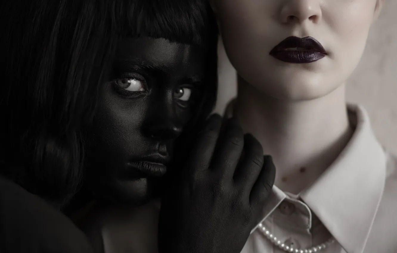 Photo wallpaper makeup, sponge, two girls, makeup, Veronica Advocata, Masha Khripunkov, Renat Renee-Ell