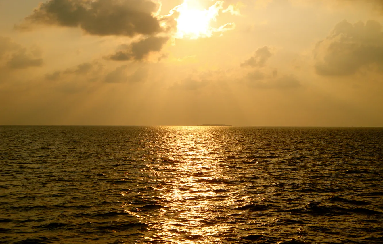 Photo wallpaper sea, the sun, light, clouds