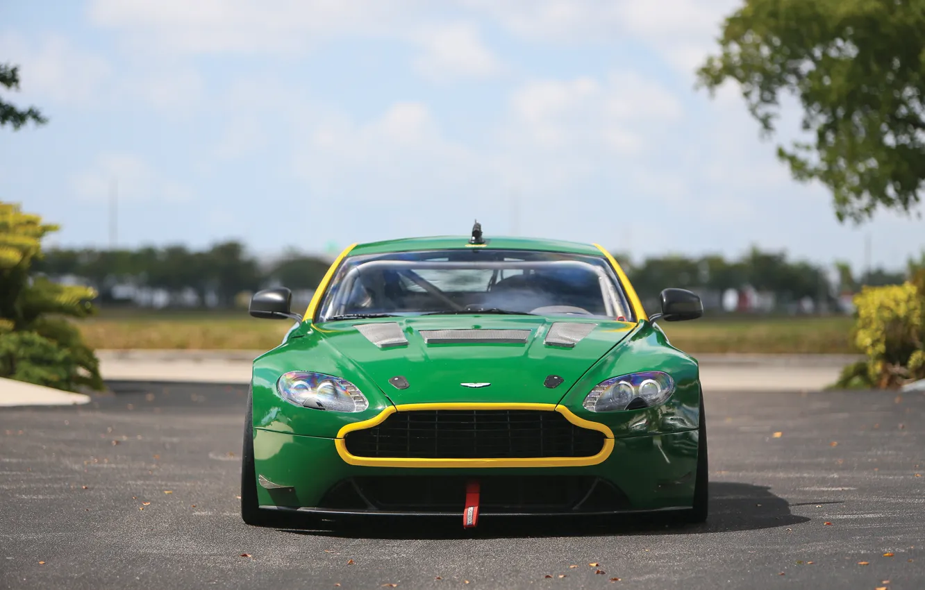 Photo wallpaper Aston Martin, Vantage, Road, Green, V8 Vantage, Green, Front, Racing