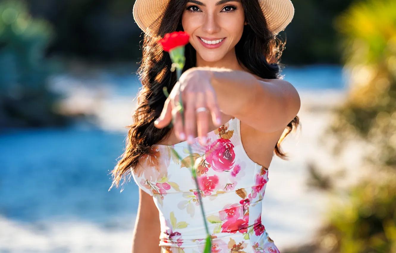 Photo wallpaper smile, hat, dress, Carnation, Kimi