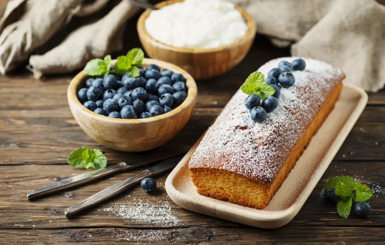 Photo wallpaper berries, blueberries, cakes, cupcake, powdered sugar, Oxana Denezhkina