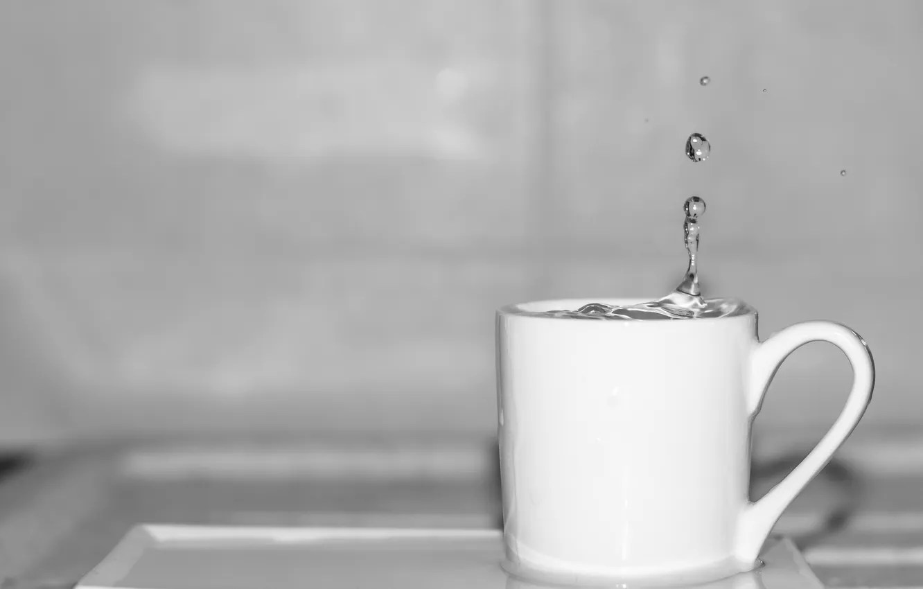 Photo wallpaper drops, mug, Cup, black and white