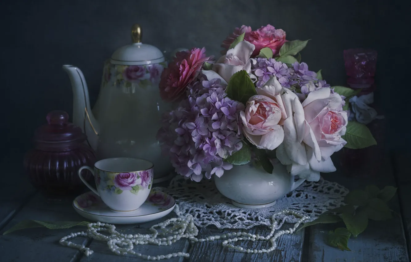 Photo wallpaper flowers, Board, roses, necklace, Cup, pearl, still life, napkin