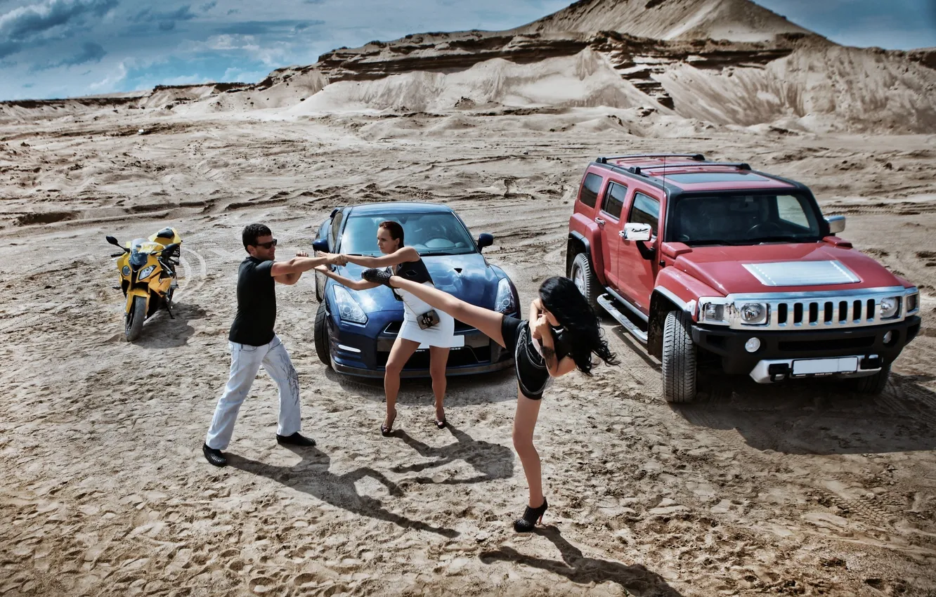 Photo wallpaper auto, weapons, girls, desert, bmw, Moto, nissan, fight