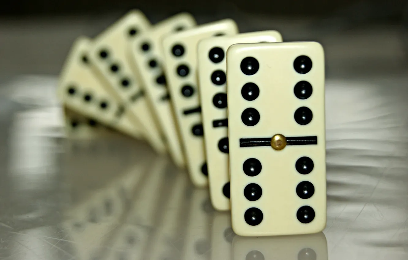 Photo wallpaper macro, the game, Domino