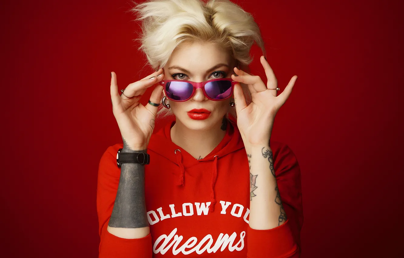 Photo wallpaper look, face, style, model, hands, tattoo, glasses, blonde