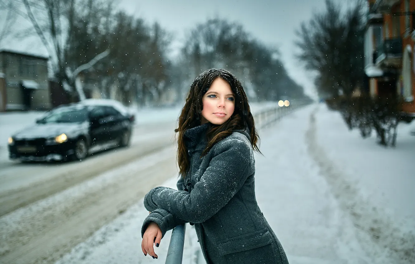 Photo wallpaper snow, the city, sponge, the beauty, coat, Mari, Alexander Veselov