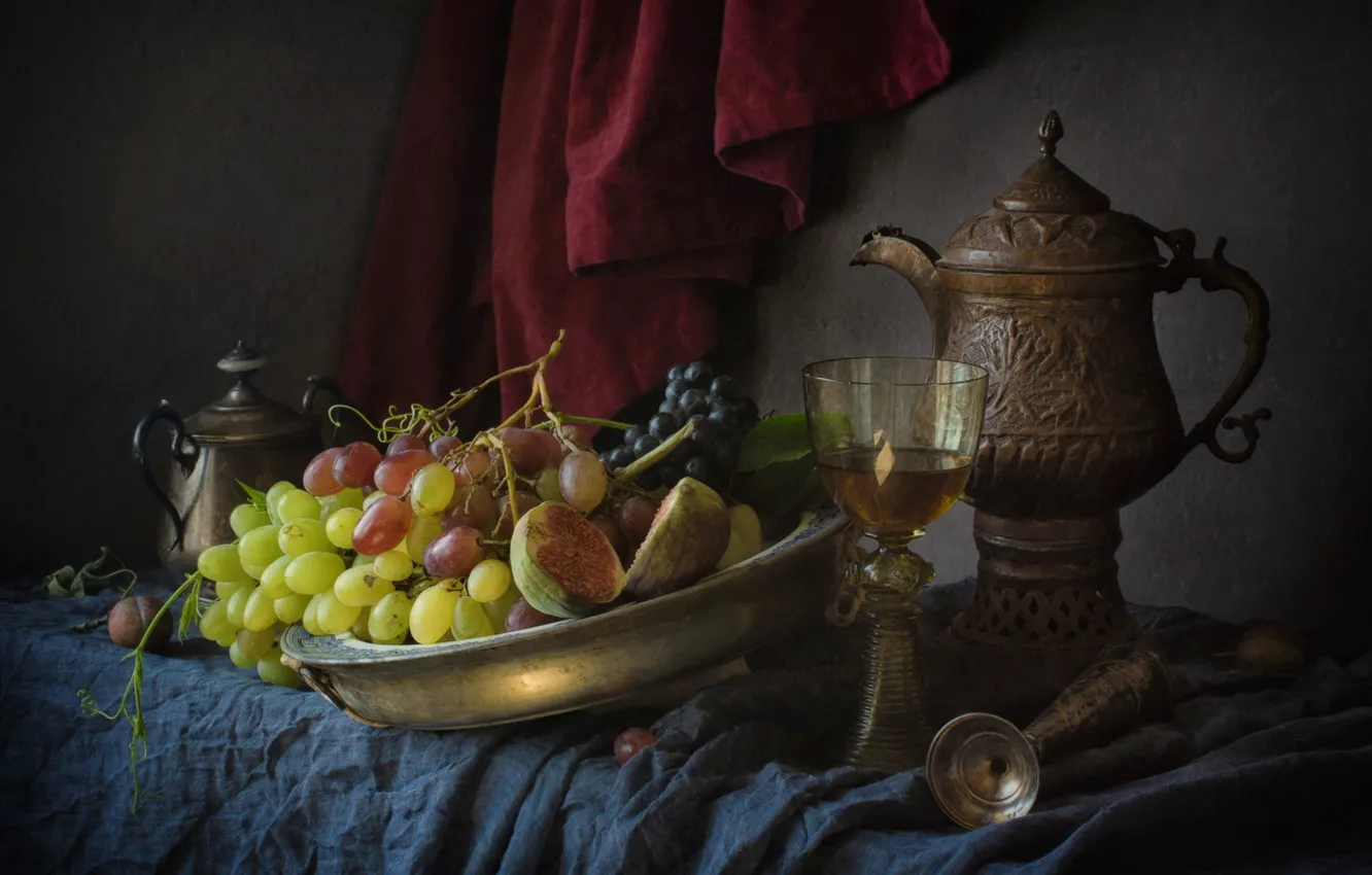 Photo wallpaper wine, glass, grapes, figs