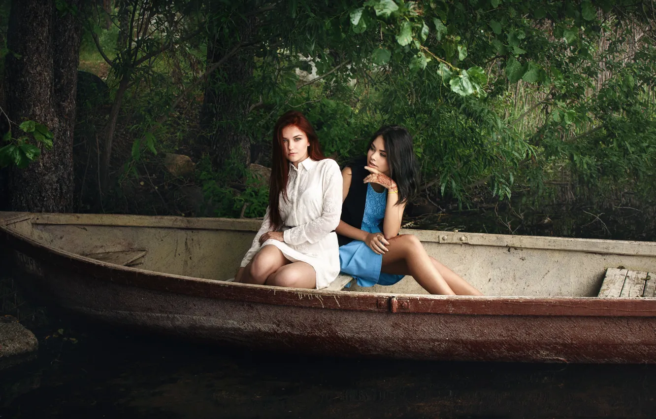 Photo wallpaper legs, Anya, the beauty, two girls, Xenia, in the boat, Ivan Kopchenov